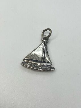 Vtg 925 Sterling silver sailboat nautical boat charm pendant